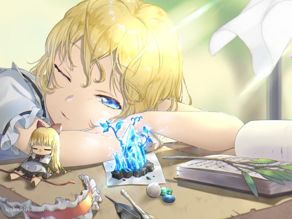 机にうつぶせに寝るアリス・マーガトロイド / 上海人形 / 東方の壁紙(1152px x 864px) 高画質 PC・デスクトップ用