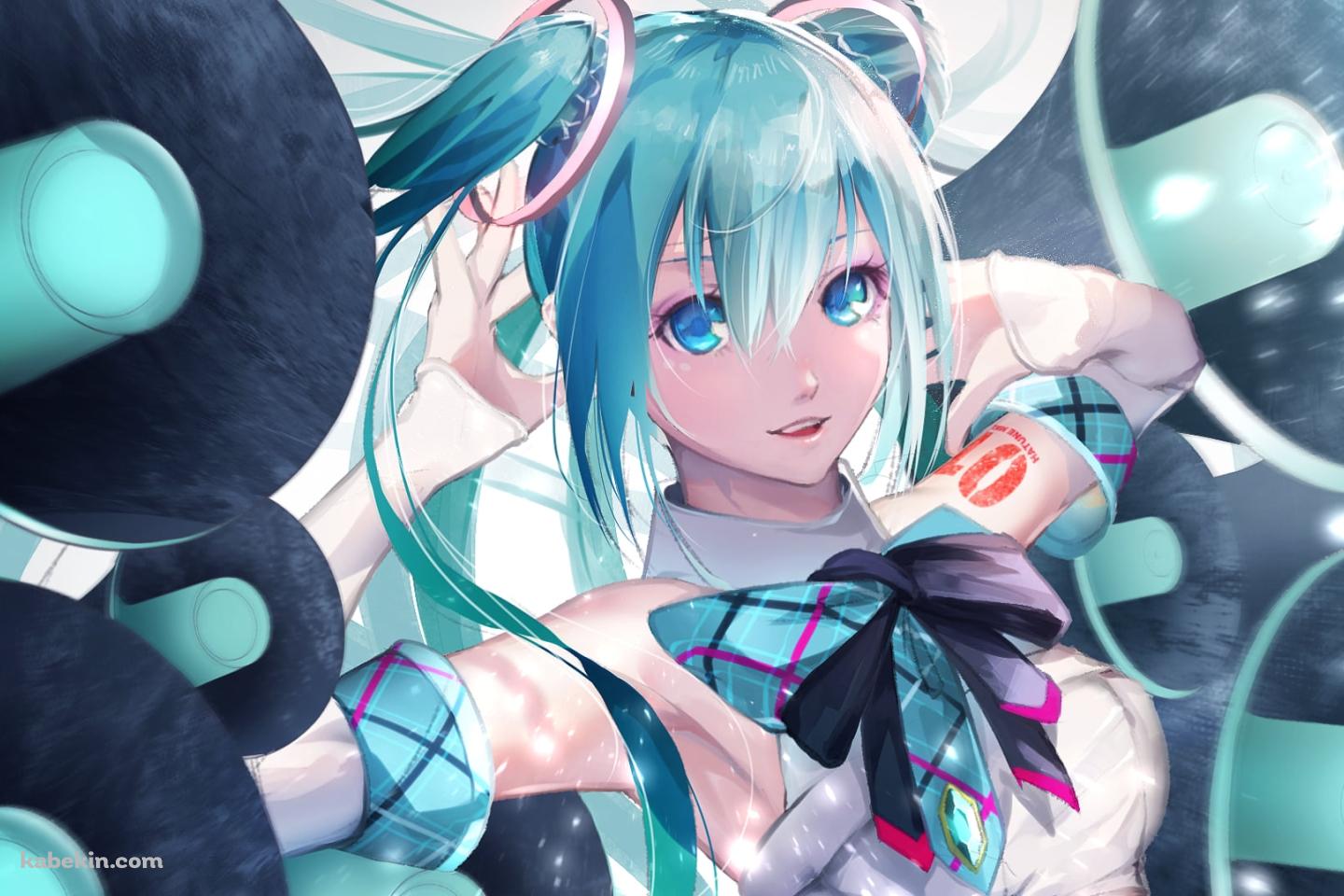 沢山のスピーカーと両耳の傍に手をかざす初音ミク / ボカロ / ボーカロイドの壁紙(1440px x 960px) 高画質 PC・デスクトップ用