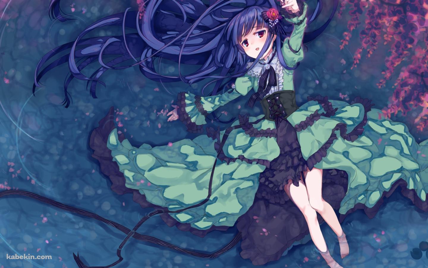 寝転んで手を上にあげる佐城 雪美 / アイドルマスターシンデレラガールズの壁紙(1440px x 900px) 高画質 PC・デスクトップ用