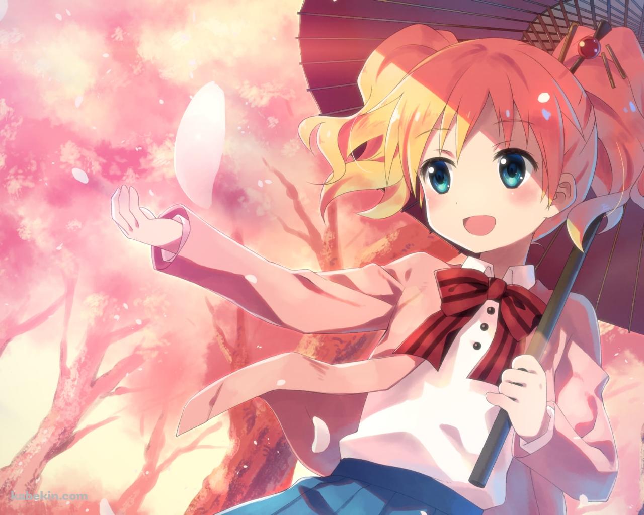 ピンクの花びらに手をかざす可愛いアリス・カータレット / きんいろモザイクの壁紙(1280px x 1024px) 高画質 PC・デスクトップ用