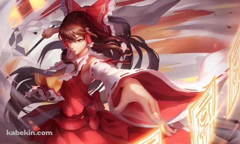 光る護符をくりだすかっこいい博麗霊夢 / 東方の壁紙(800px x 480px) 高画質 PC・デスクトップ用