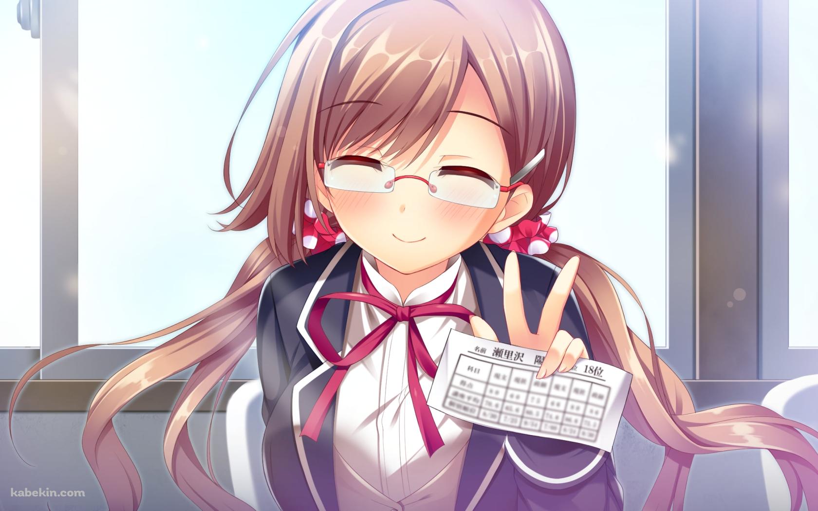 成績表を持ちピースする笑顔の瀬里沢 陽砂(せりざわ ひさ) / JKトラブめいんの壁紙(1680px x 1050px) 高画質 PC・デスクトップ用