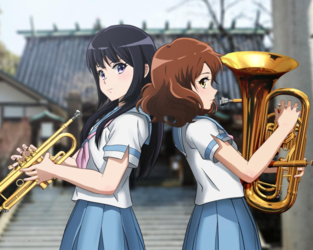 背中合わせで楽器の練習をする高坂麗奈と黄前久美子 / 響け!ユーフォニアムの壁紙(1280px x 1024px) 高画質 PC・デスクトップ用