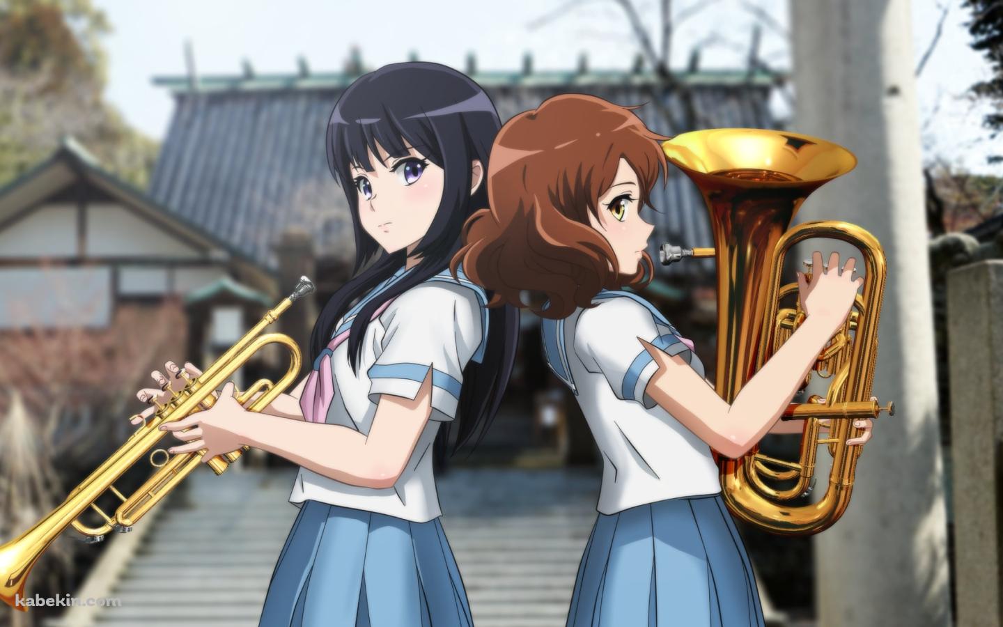 背中合わせで楽器の練習をする高坂麗奈と黄前久美子 / 響け!ユーフォニアムの壁紙(1440px x 900px) 高画質 PC・デスクトップ用