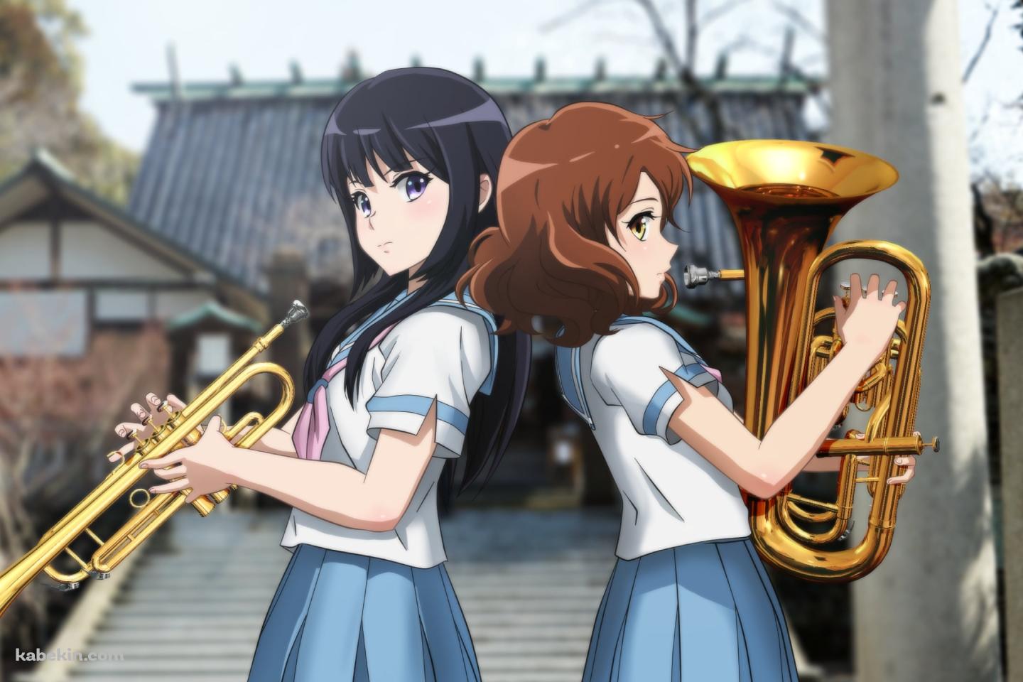 背中合わせで楽器の練習をする高坂麗奈と黄前久美子 / 響け!ユーフォニアムの壁紙(1440px x 960px) 高画質 PC・デスクトップ用