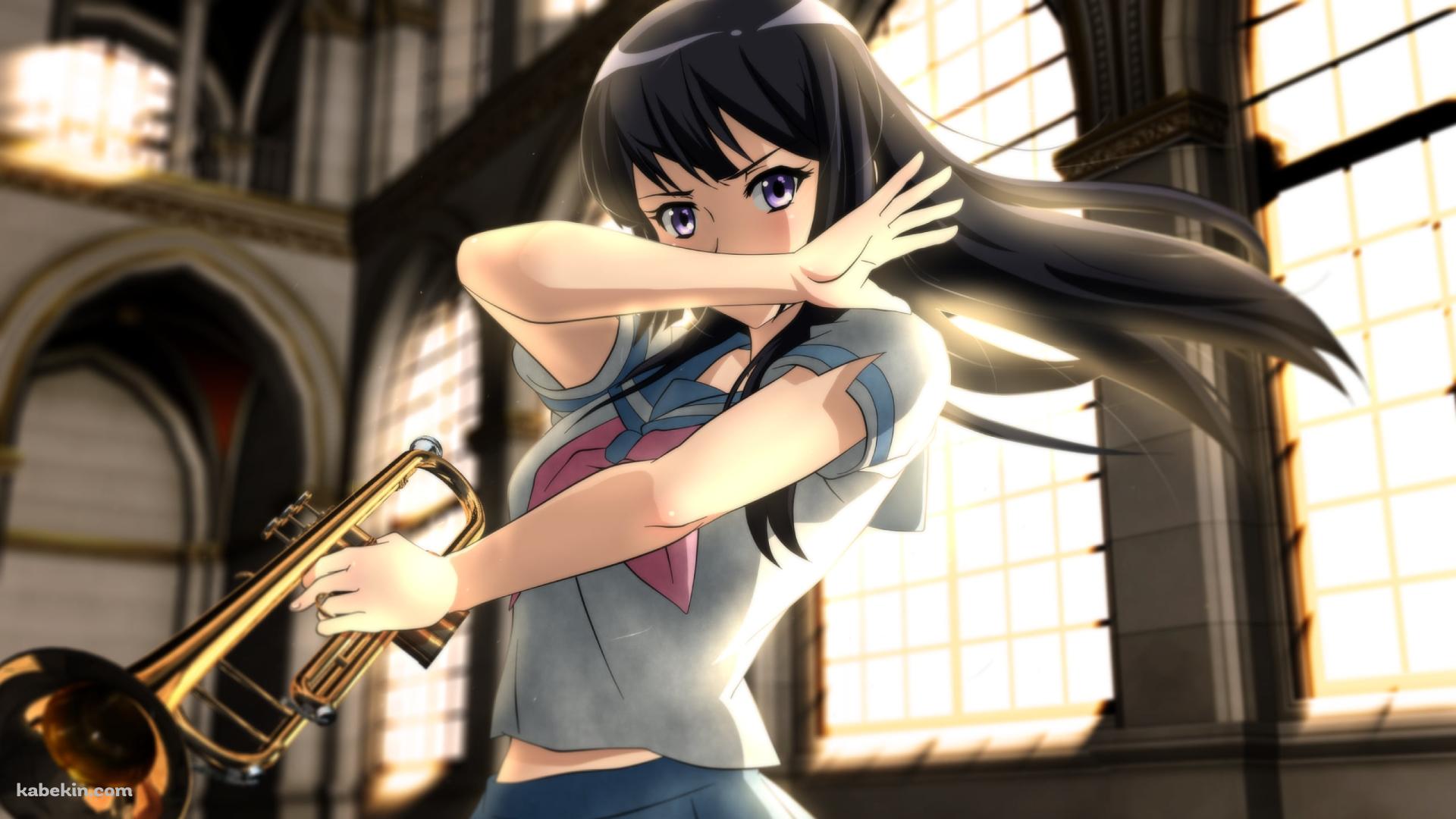 トランペットを持ちポーズを取る高坂麗奈(こうさかれいな) / 響け!ユーフォニアムの壁紙(1920px x 1080px) 高画質 PC・デスクトップ用