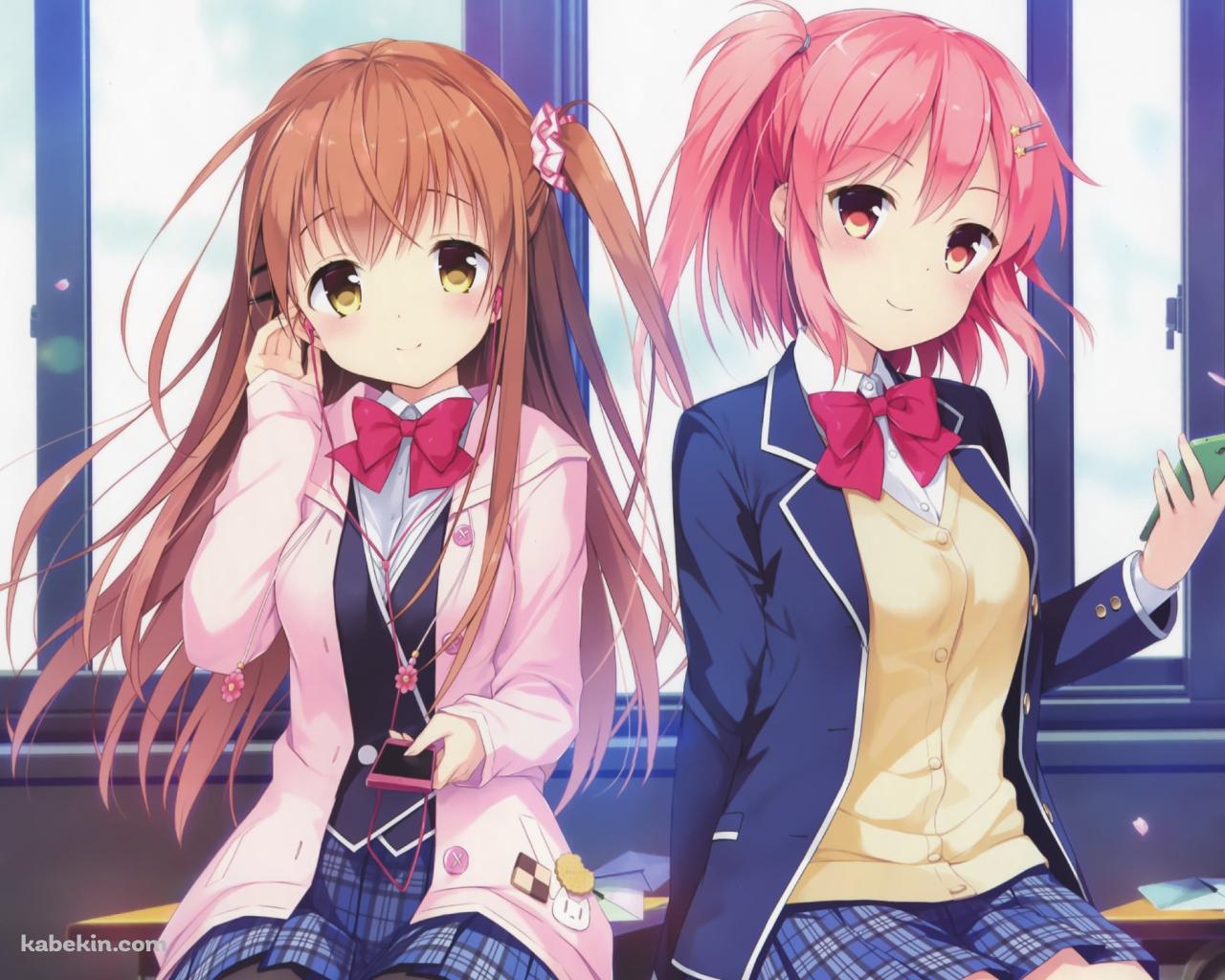 学校の机に座る姫野星奏 / 新堂彩音 / 恋×シンアイ彼女の壁紙(1280px x 1024px) 高画質 PC・デスクトップ用