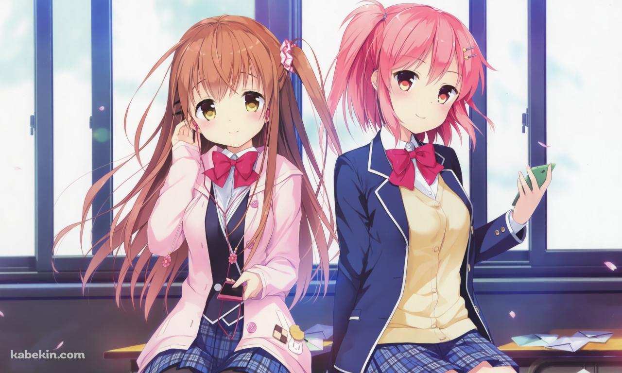 学校の机に座る姫野星奏 / 新堂彩音 / 恋×シンアイ彼女の壁紙(1280px x 768px) 高画質 PC・デスクトップ用