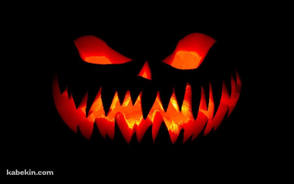 中が炎で光るパンプキン / ハロウィンの壁紙(960px x 600px) 高画質 PC・デスクトップ用
