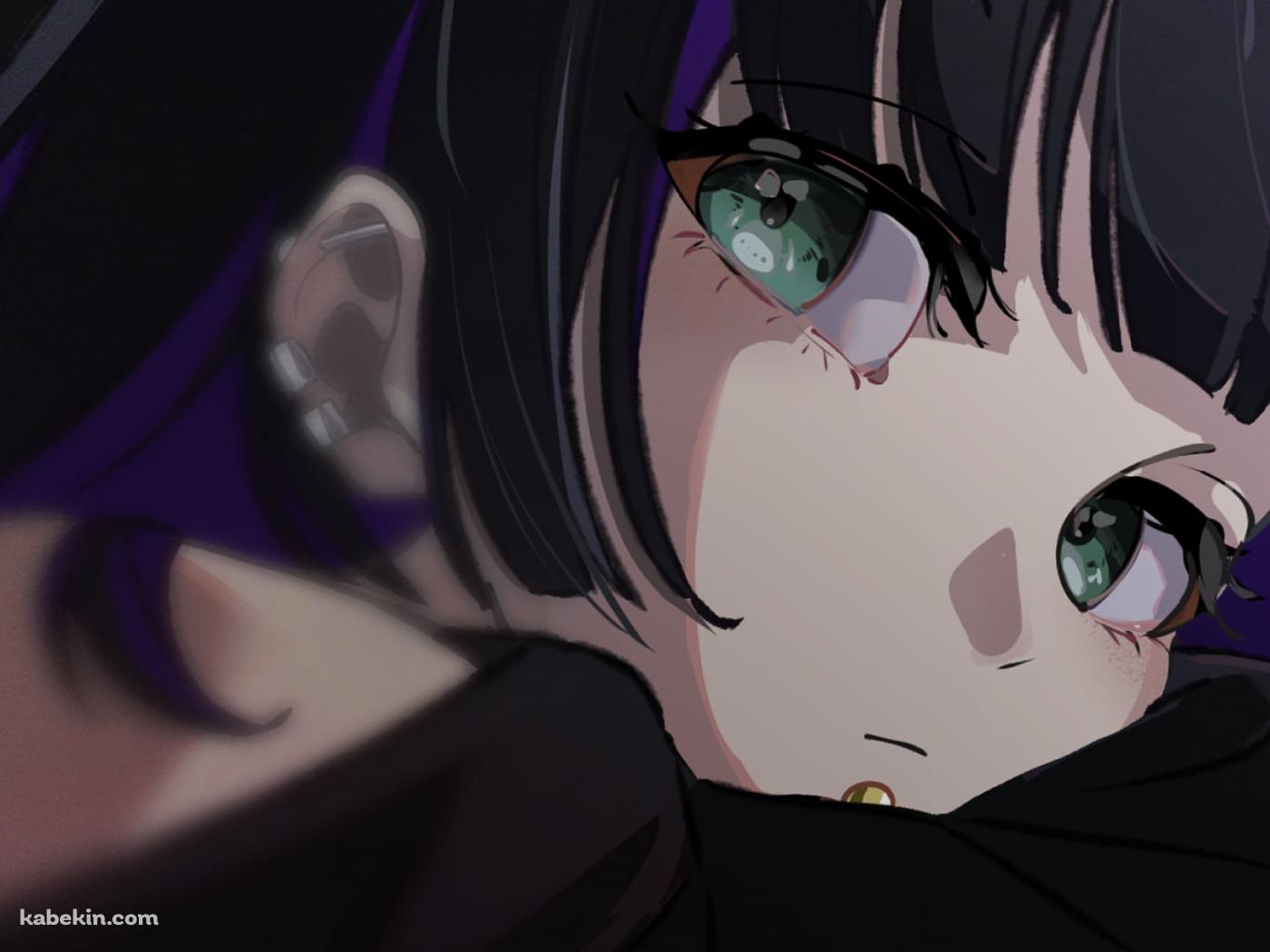 うつ伏せの状態でこちらを見つめる可愛いPAさん / 緑の瞳 / ぼっち・ざ・ろっく!の壁紙(1400px x 1050px) 高画質 PC・デスクトップ用