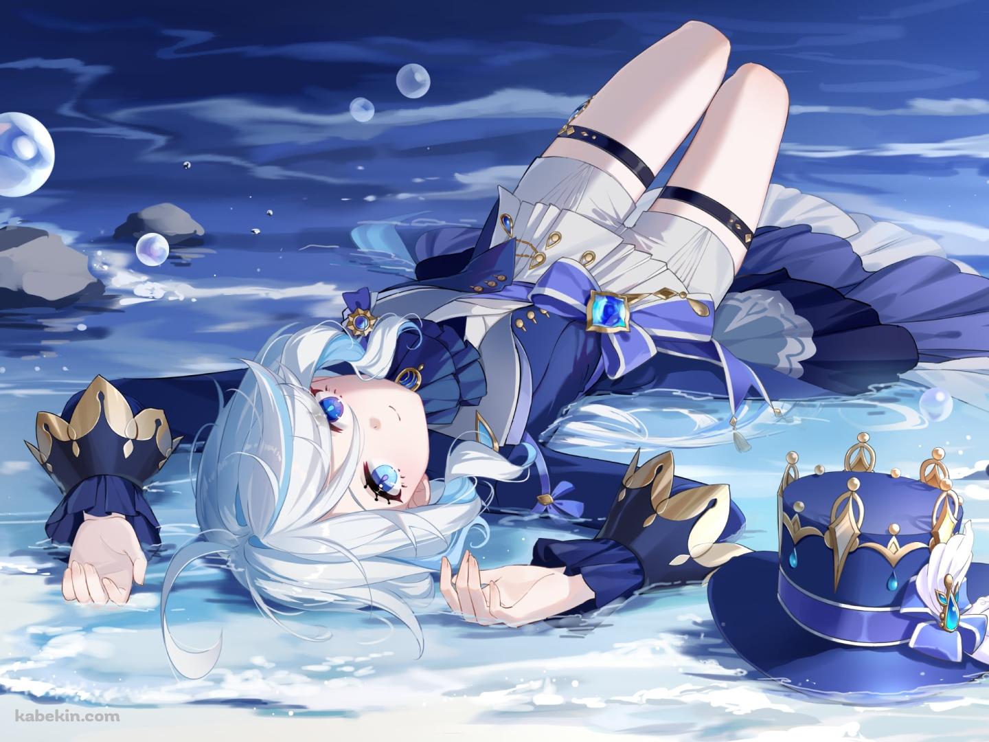 波打ち際で仰向けに寝るフリーナ / 原神の壁紙(1440px x 1080px) 高画質 PC・デスクトップ用