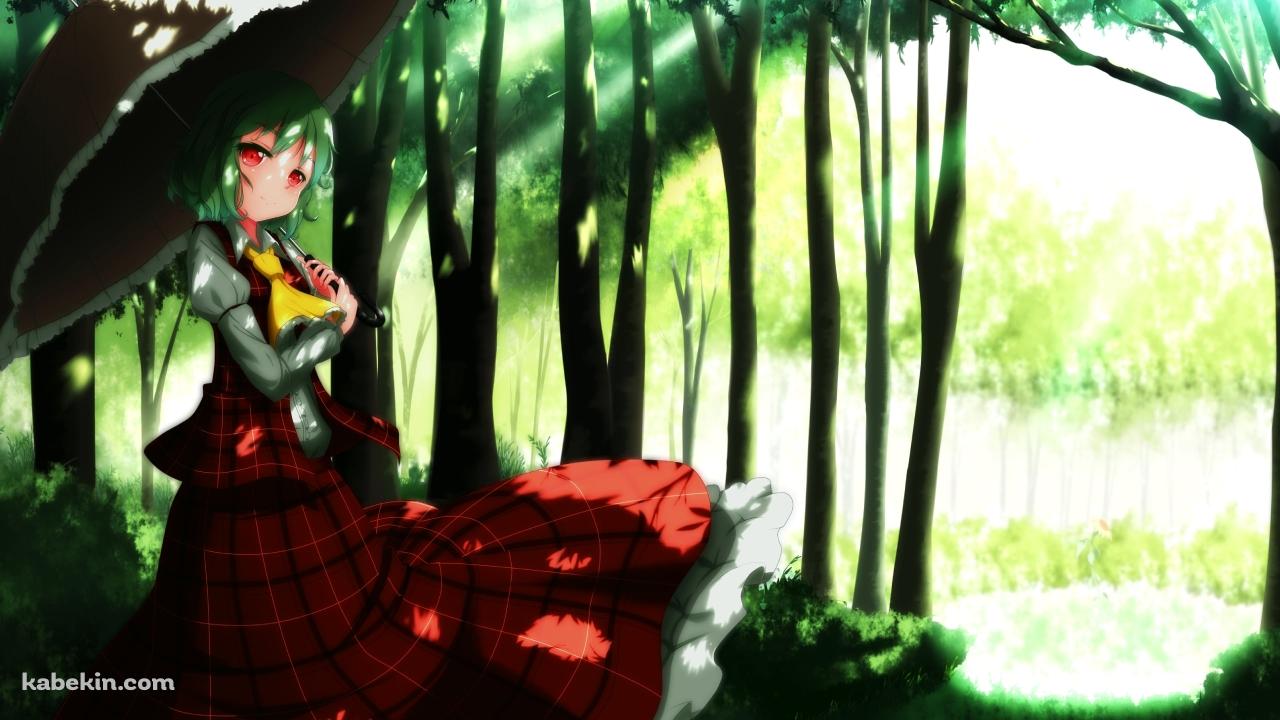 森の中で日傘をさす赤いチェックの服を着た風見幽香 / 東方の壁紙(1280px x 720px) 高画質 PC・デスクトップ用