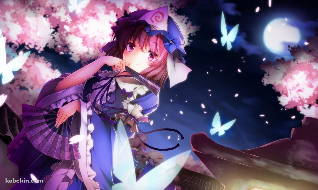 扇を持つ西行寺幽々子 / 青く光る蝶 / 夜桜 / 満月の壁紙(1280px x 768px) 高画質 PC・デスクトップ用