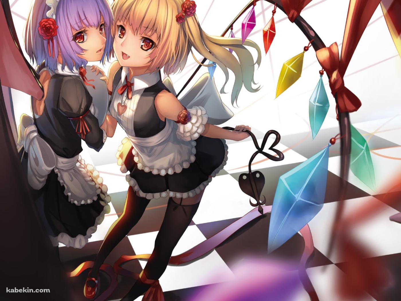 黒と白のタイル状の床に立つメイド姿のレミリア・スカーレット / フランドール・スカーレット / 東方の壁紙(1400px x 1050px) 高画質 PC・デスクトップ用