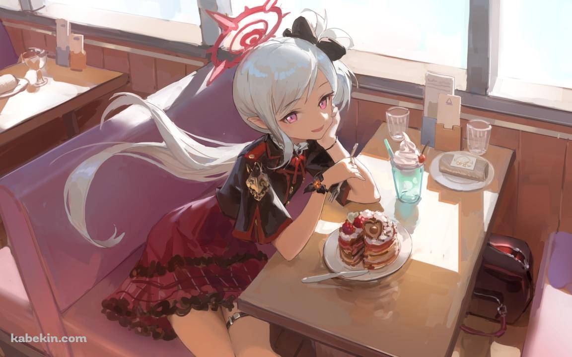 ファミレスでケーキを食べる浅黄ムツキ / ブルーアーカイブの壁紙(1152px x 720px) 高画質 PC・デスクトップ用