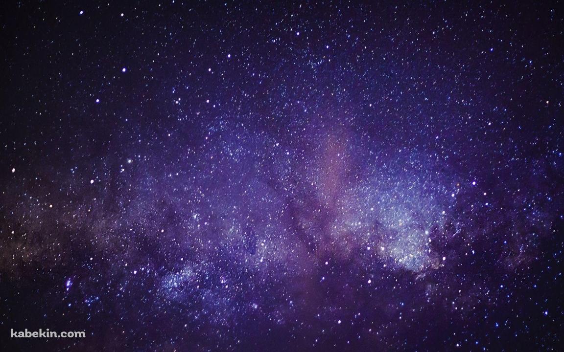 濃淡のある紫の宇宙 / 細かい星 / 綺麗の壁紙(1152px x 720px) 高画質 PC・デスクトップ用