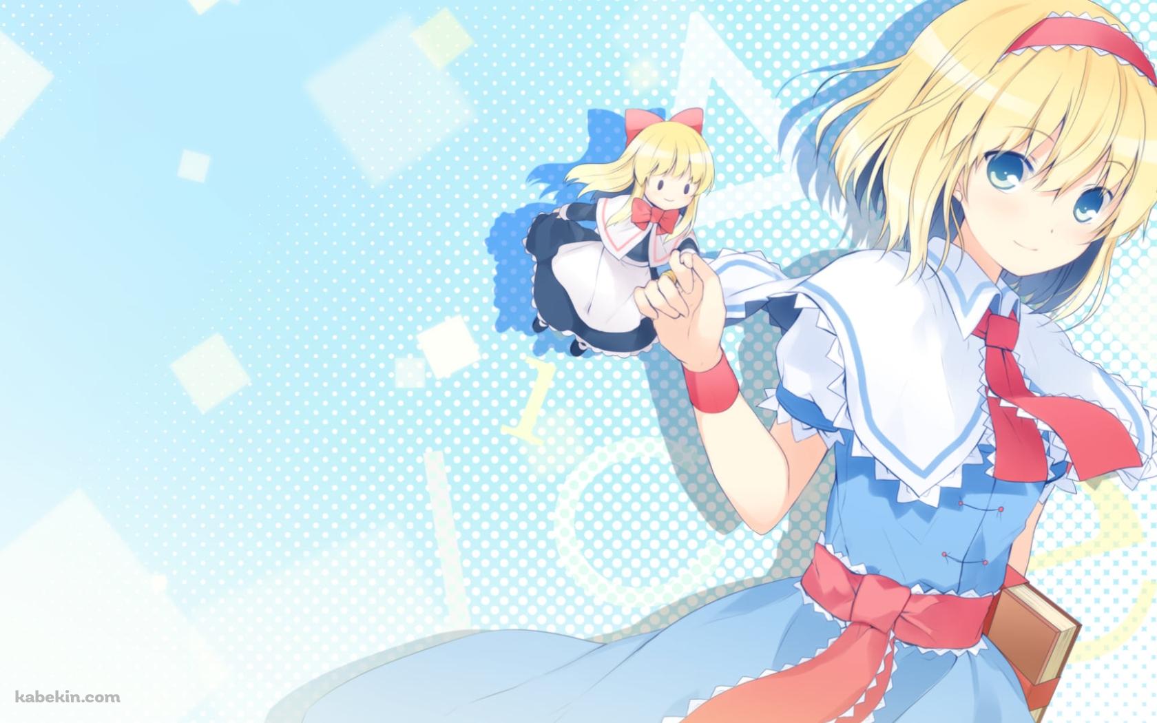 茶色いカバーの本を持つアリス・マーガトロイド / 東方の壁紙(1680px x 1050px) 高画質 PC・デスクトップ用