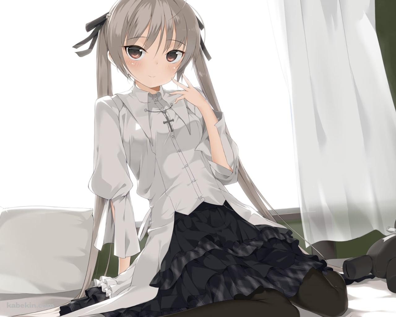 ベッドの上でくつろぐ春日野穹 / ヨスガノソラの壁紙(1280px x 1024px) 高画質 PC・デスクトップ用