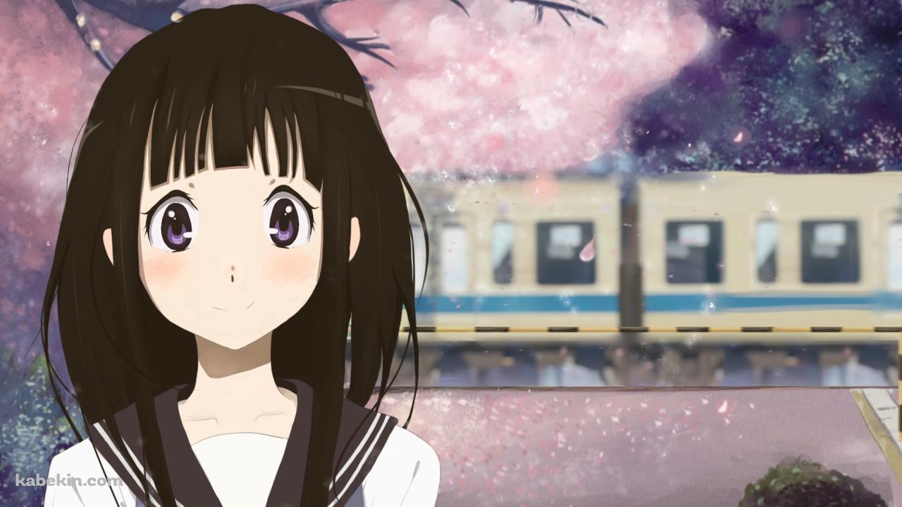 踏切を通過する電車と桜と千反田える / 氷菓の壁紙(1280px x 720px) 高画質 PC・デスクトップ用