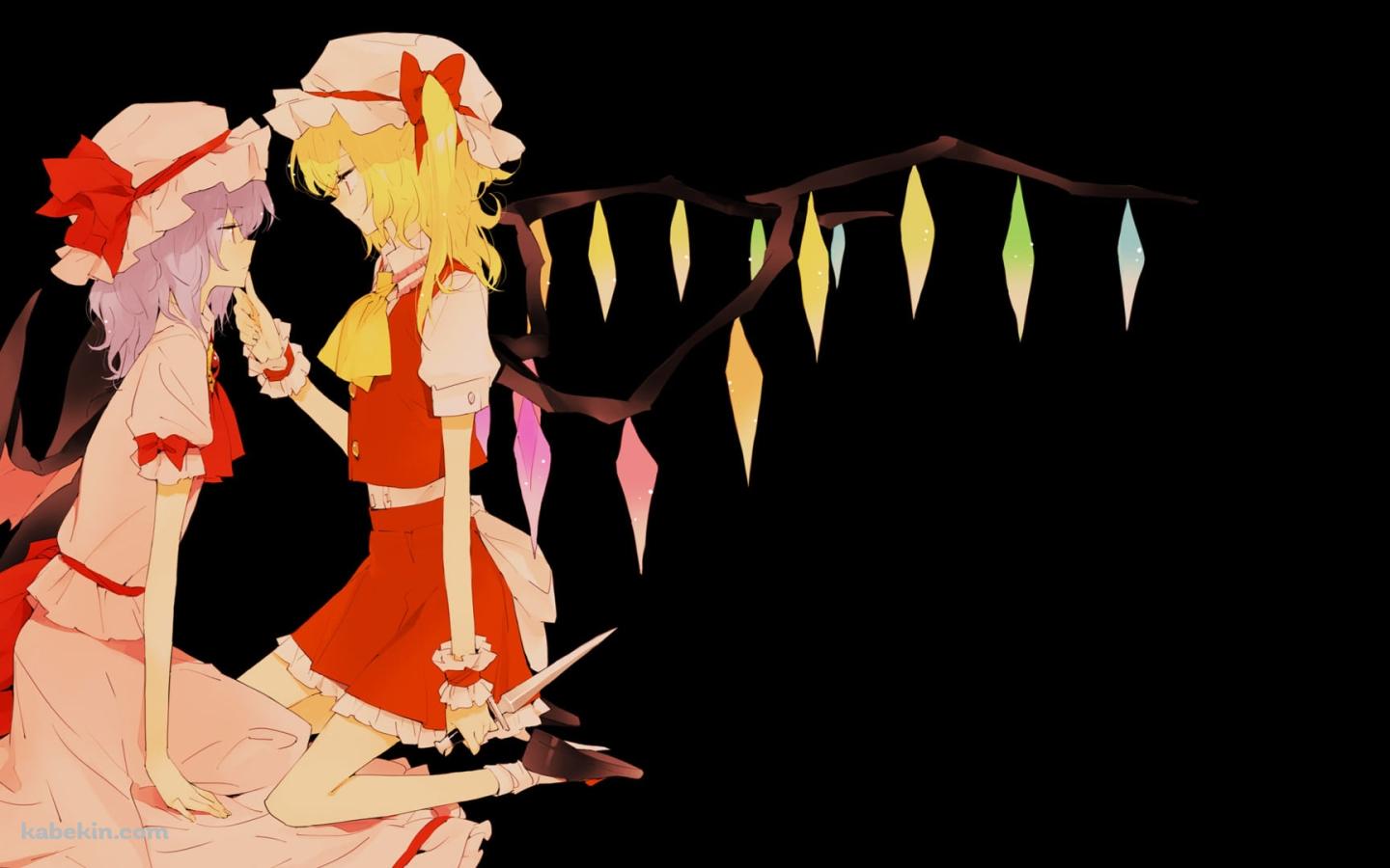 暗闇で見つめ合うフランドール・スカーレットとレミリア・スカーレット / 東方の壁紙(1440px x 900px) 高画質 PC・デスクトップ用