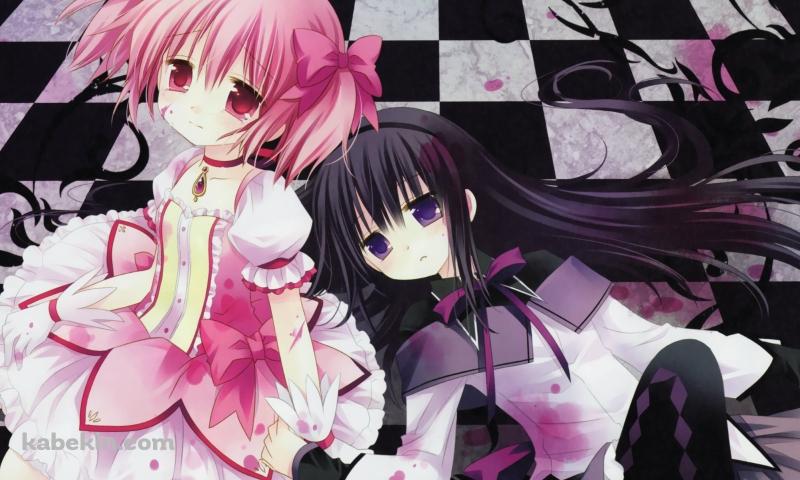 床に座る鹿目まどかと寝そべる暁美ほむら / 魔法少女まどか☆マギカの壁紙(800px x 480px) 高画質 PC・デスクトップ用