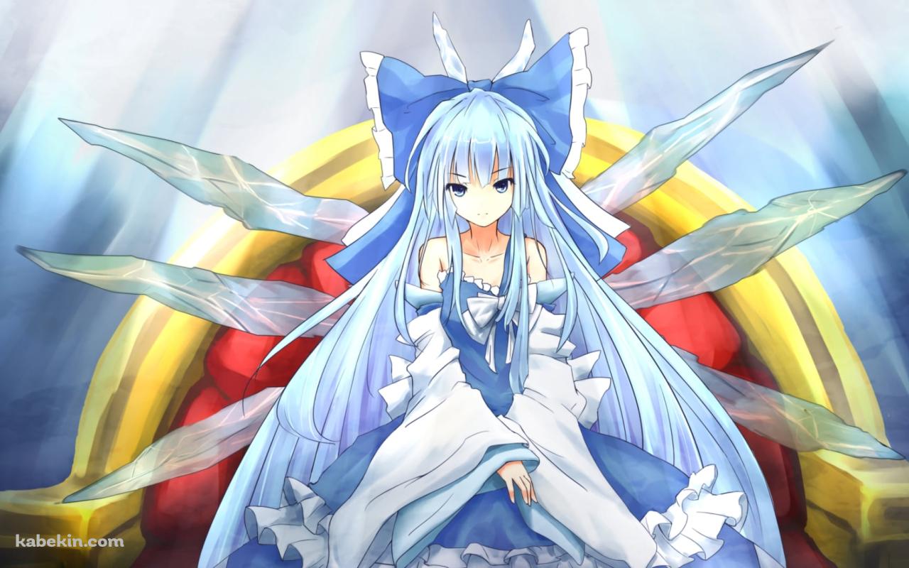 赤と黄色の玉座に座るチルノ / 東方の壁紙(1280px x 800px) 高画質 PC・デスクトップ用