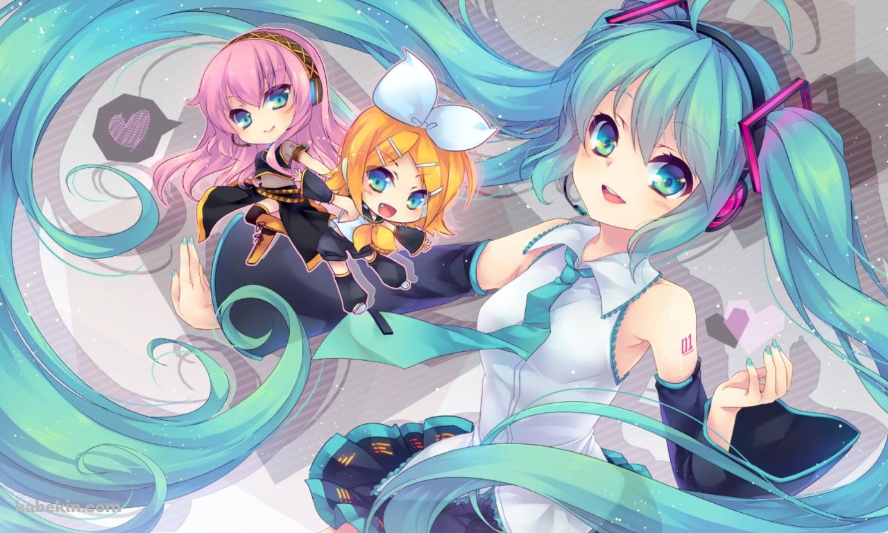 右腕に巡音ルカと鏡音リンを乗せる初音ミクの壁紙(1280px x 768px) 高画質 PC・デスクトップ用