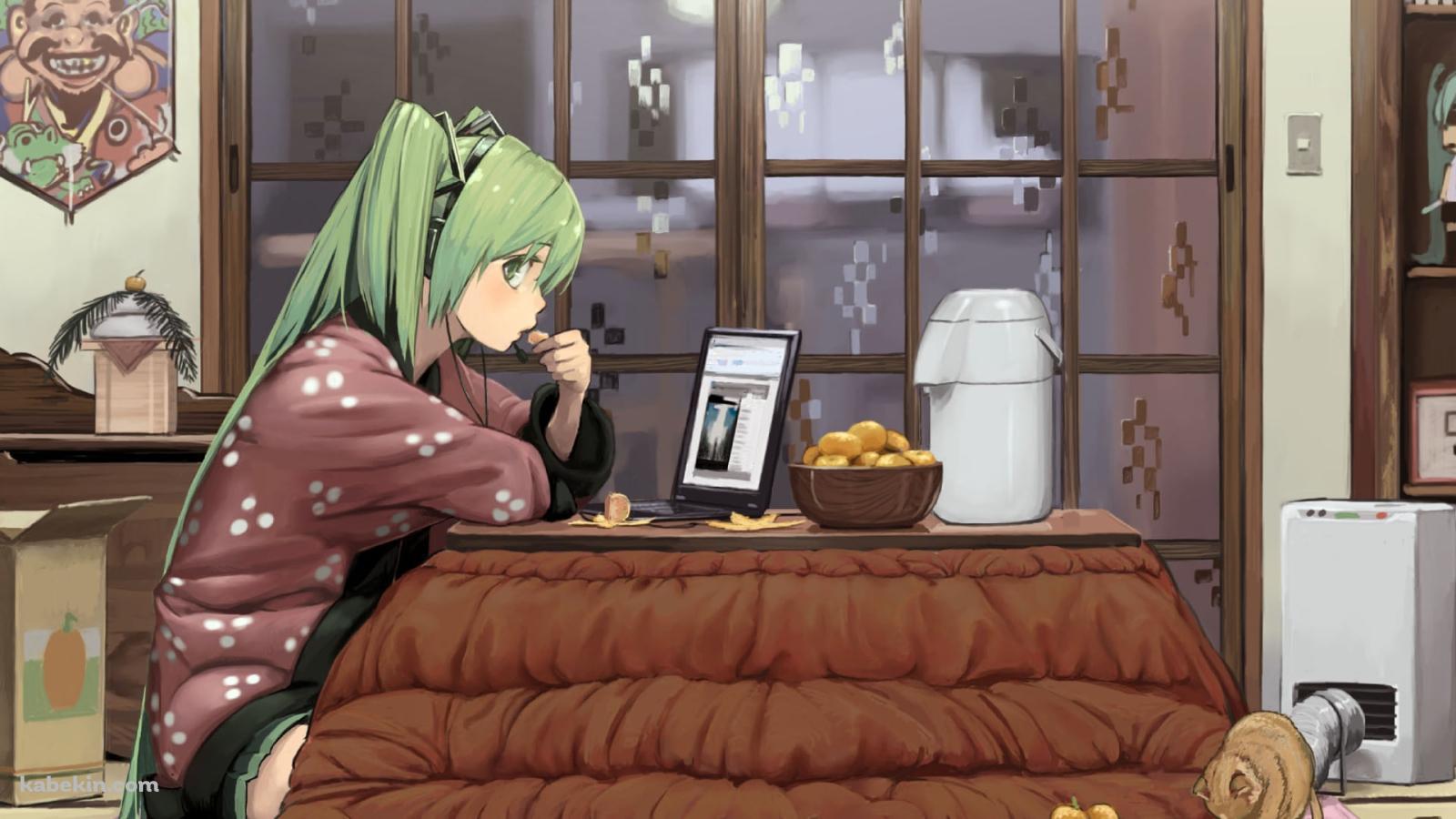 コタツに入ってミカンを食べる初音ミク / ボーカロイドの壁紙(1600px x 900px) 高画質 PC・デスクトップ用