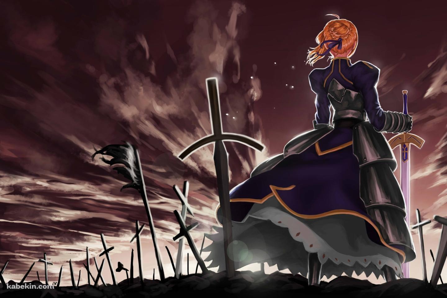 無数の剣が刺さった戦場跡に立つセイバー / 後ろ姿 / Fateの壁紙(1440px x 960px) 高画質 PC・デスクトップ用