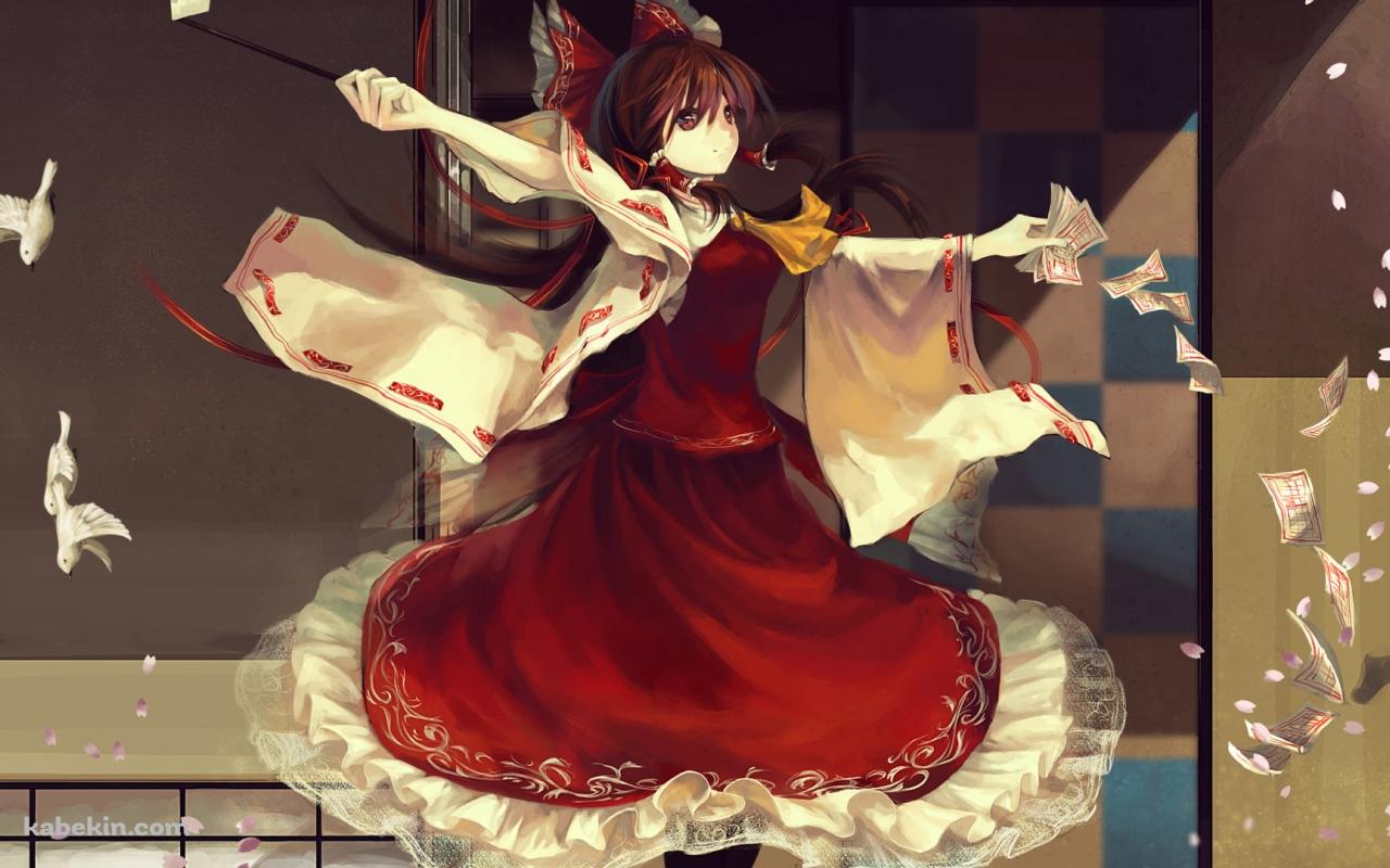 水際でお札を撒き散らして舞う博麗霊夢 / 綺麗 / 東方の壁紙(1280px x 800px) 高画質 PC・デスクトップ用