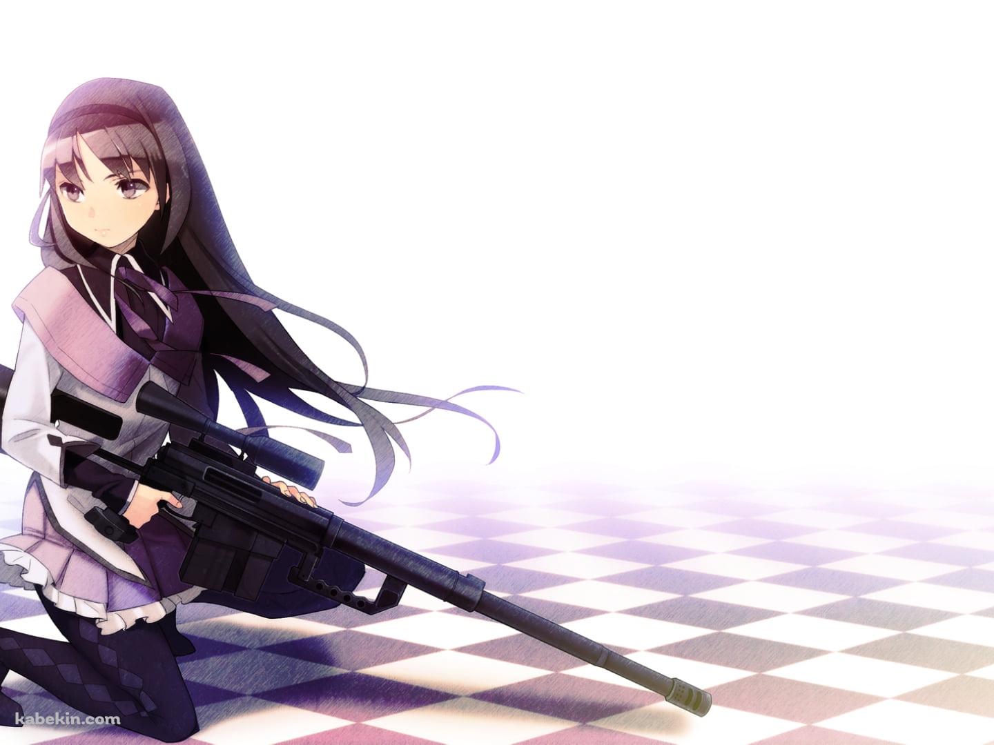 長い銃を持ちかまえる暁美ほむら / 魔法少女まどか☆マギカの壁紙(1440px x 1080px) 高画質 PC・デスクトップ用