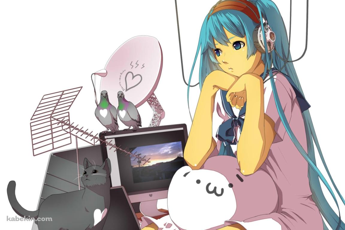 正座する初音ミク / ヘッドフォン / ハートマークが描かれたテレビのアンテナ / 鳩 / 黒い猫 / モナ―のクッション / ボカロの壁紙(1152px x 768px) 高画質 PC・デスクトップ用