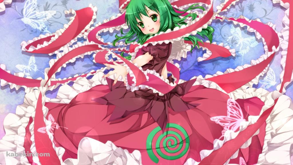 ピンクのドレスを着た笑顔の鍵山雛 / 東方の壁紙(1024px x 576px) 高画質 PC・デスクトップ用