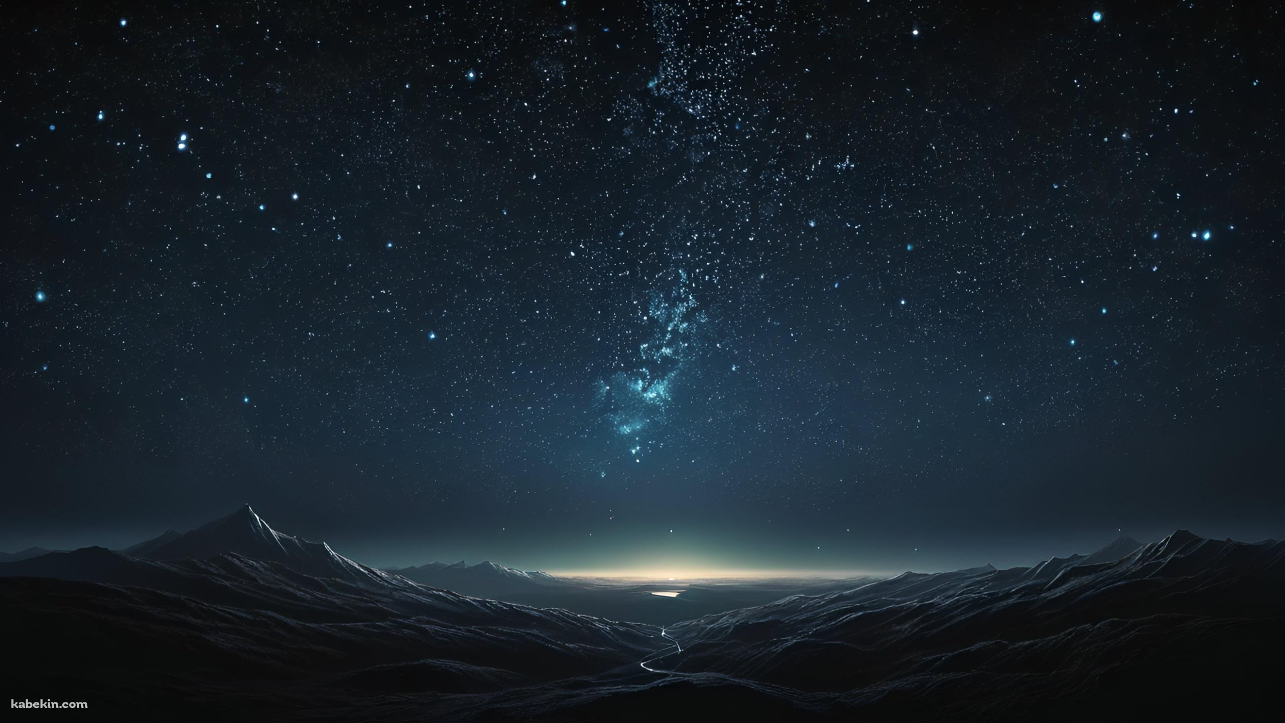 黒い山と満天の星空 / 綺麗の壁紙(2560px x 1440px) 高画質 PC・デスクトップ用