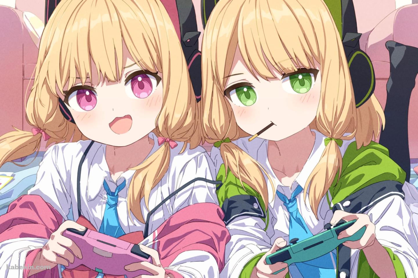 一緒にゲームをする才羽モモイと才羽ミドリ / ブルーアーカイブの壁紙(1440px x 960px) 高画質 PC・デスクトップ用