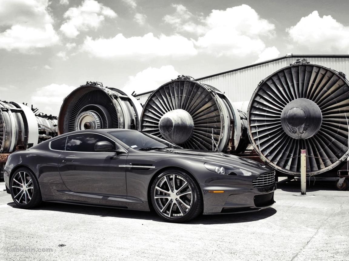 停車中の黒いアストンマーチン / Black Aston Martin / かっこいいの壁紙(1152px x 864px) 高画質 PC・デスクトップ用