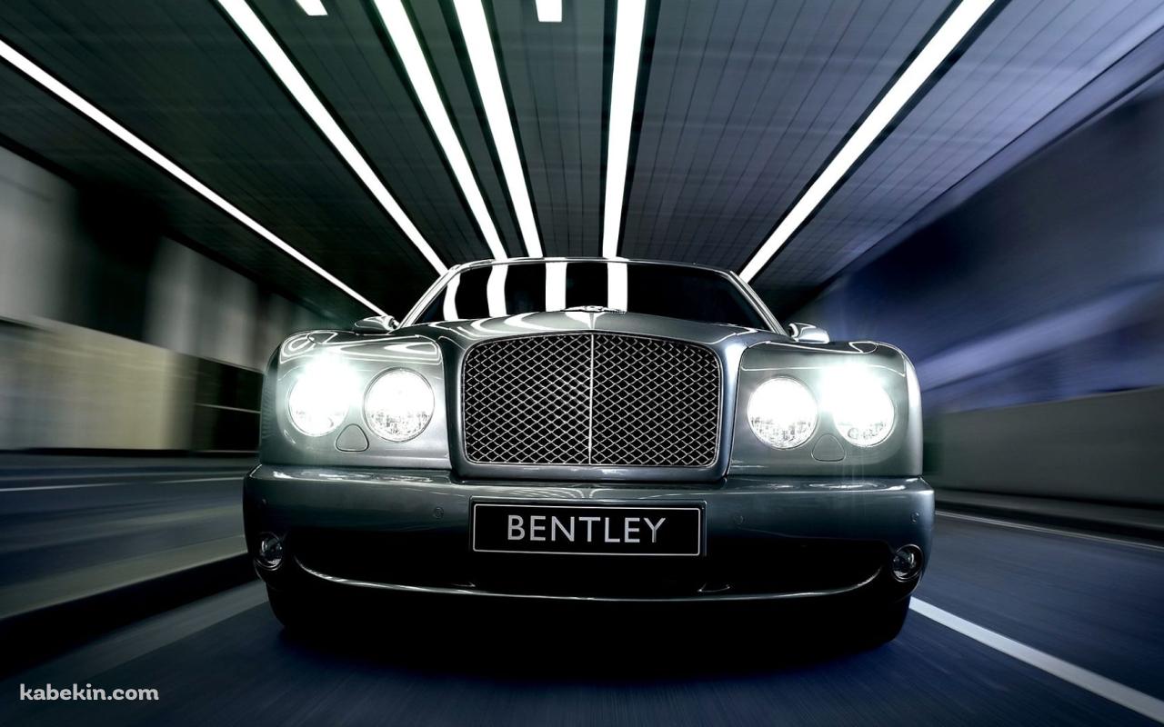 トンネル内を走行する黒のベントレー・アルナージ / Bentley Arnageの壁紙(1280px x 800px) 高画質 PC・デスクトップ用