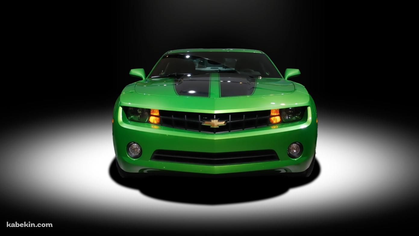 緑のシボレーコルベット / 正面 / Green Chevroletの壁紙(1391px x 783px) 高画質 PC・デスクトップ用