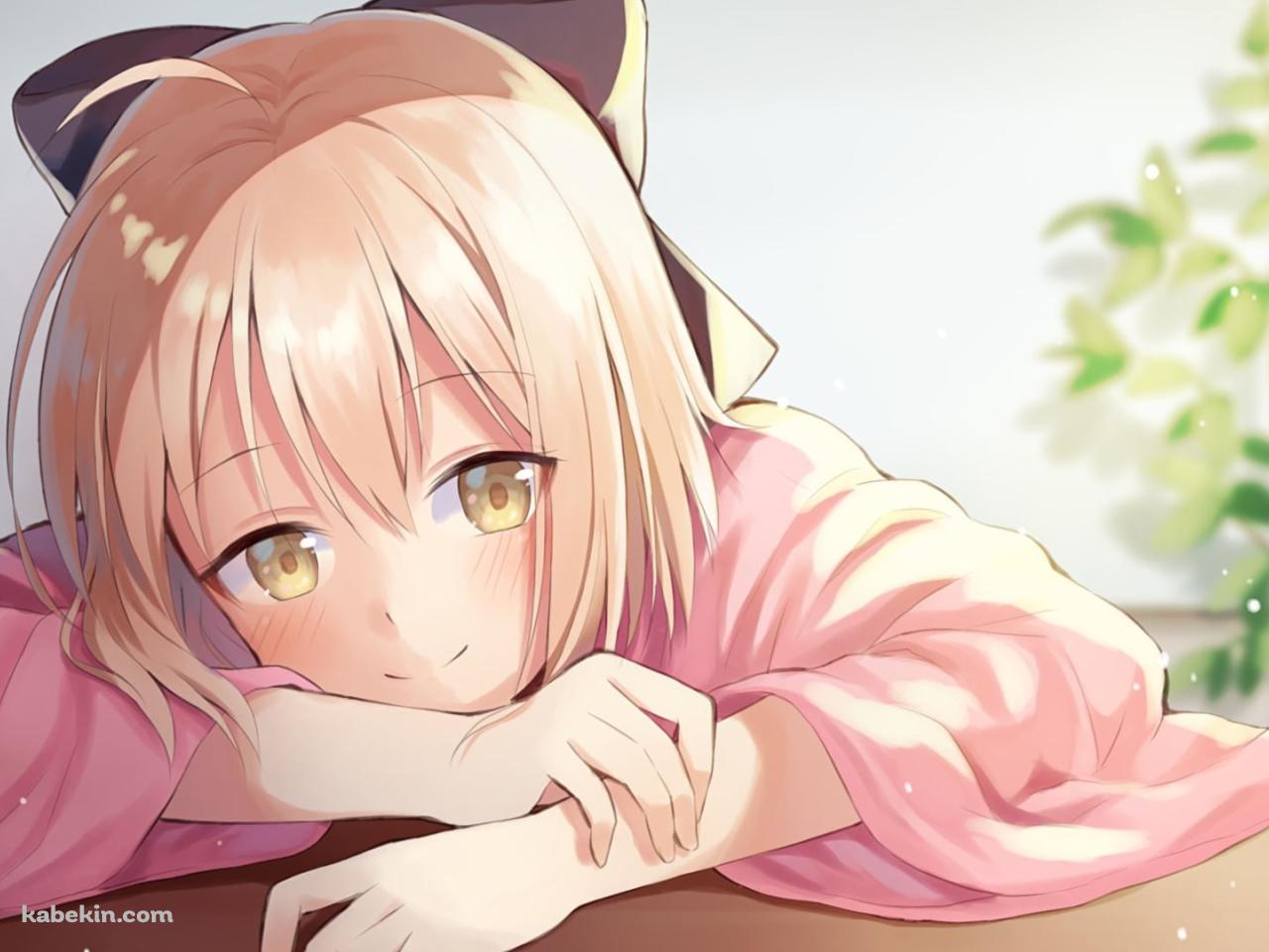 机でうつぶせになる桜セイバー / Fateの壁紙(1280px x 960px) 高画質 PC・デスクトップ用